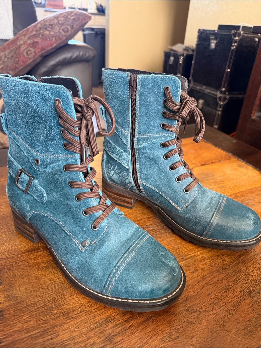 Taos Teal distressed leather ankle boots size 40 EU EUC - Picture 3 of 13